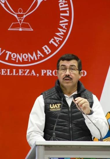 Dámaso Anaya da inicio en Tampico al ciclo escolar de la UAT
