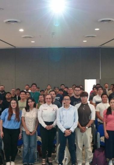 Fortalece CRETAM enseñanza de matemáticas con tecnología