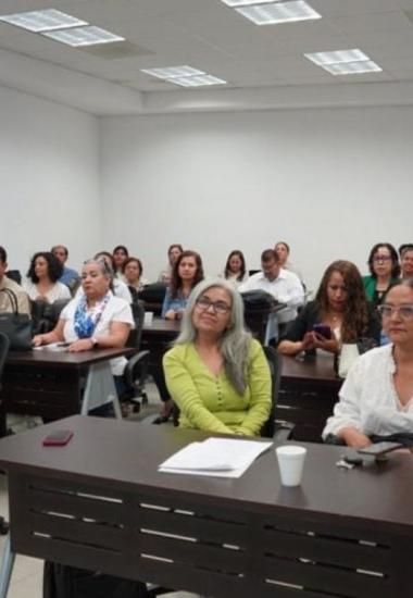 Capacita CRETAM a docentes para formar nuevos líderes educativos