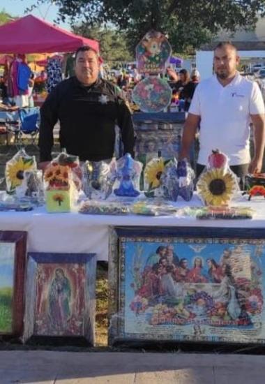 Participan PPLs del CEDES Reynosa en feria de emprendedores con venta de artesanías