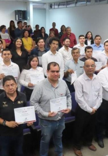 Certifica UPV a nueva generación de especialistas en industrias de energías limpias