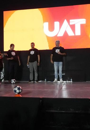 El rector inaugura la Copa UAT 2026 con Ricardo “Diablito” Chávez como invitado de honor