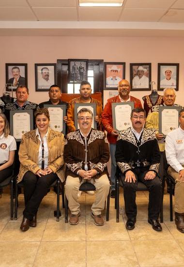 Entrega la UAT certificaciones a productores de la Cuera Tamaulipeca